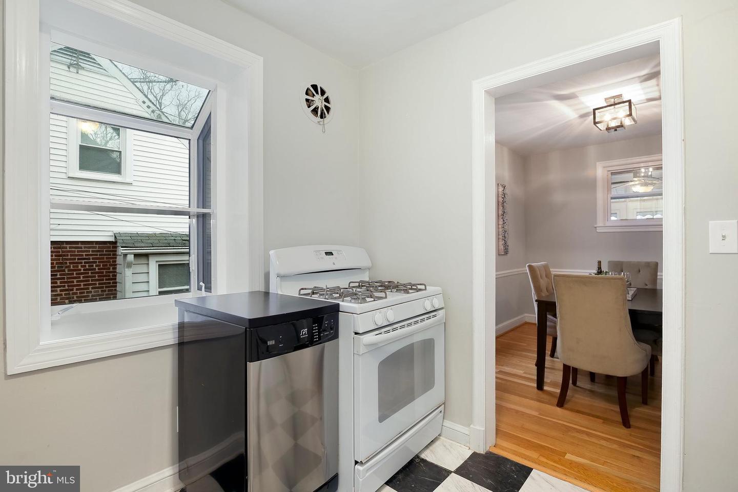 Modern Kitchen Remodel